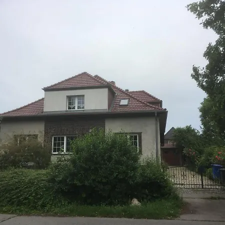 Apartment Biesdorf-verkehrsguenstig Und Ruhig Berlin