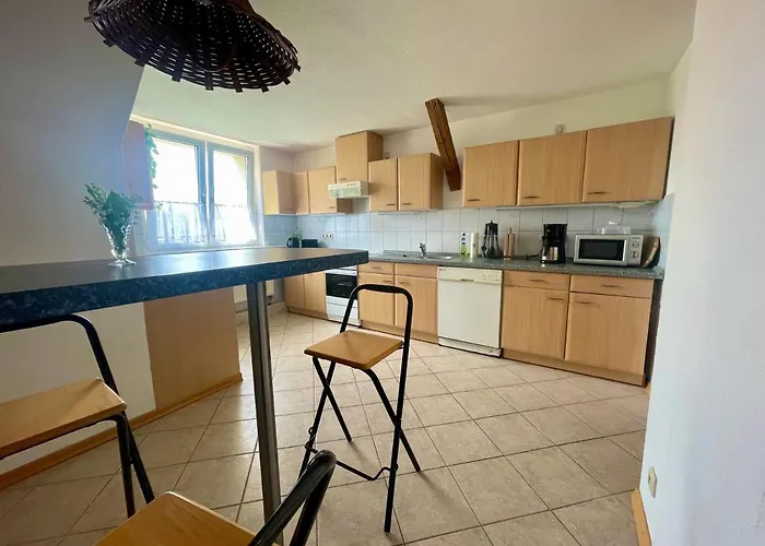 Biesdorf-verkehrsguenstig Und Ruhig ベルリン