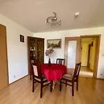 Apartman Biesdorf-verkehrsguenstig Und Ruhig