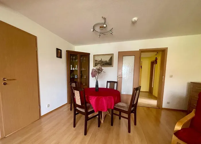 Apartment Biesdorf-verkehrsgünstig Und Ruhig